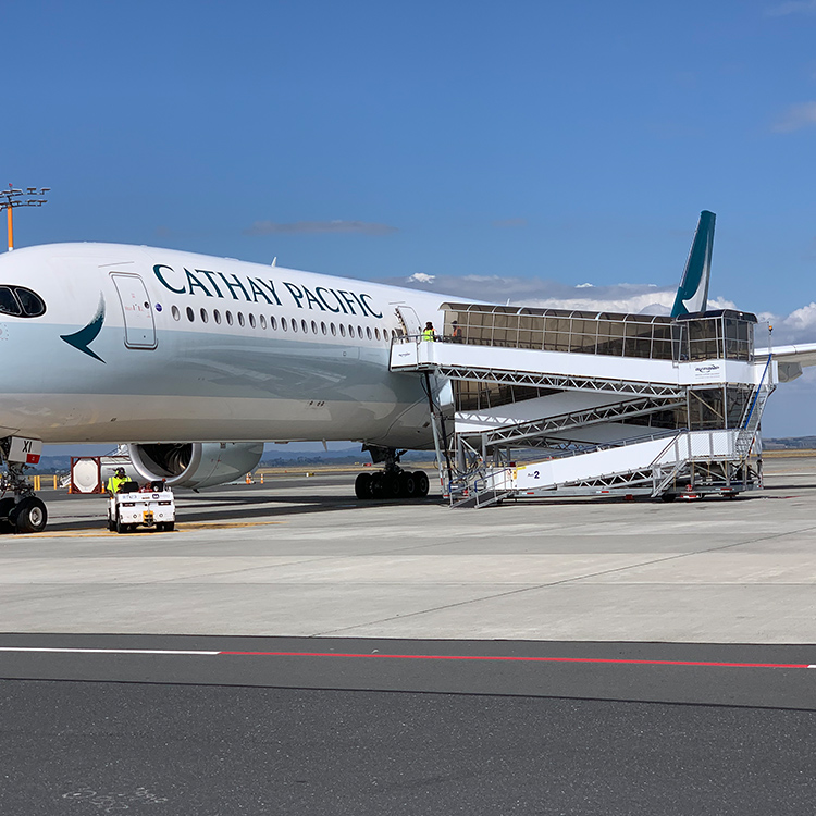 A step free Aviramp International against A Cathay Pacific plane